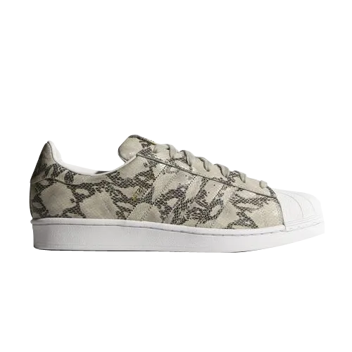 Adidas Superstar East River Rivalry sneakers, white