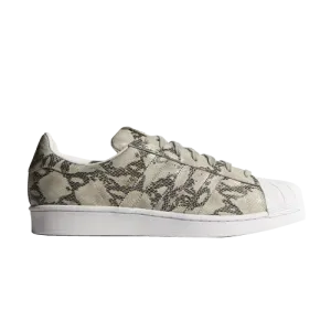 Adidas Superstar East River Rivalry sneakers, white
