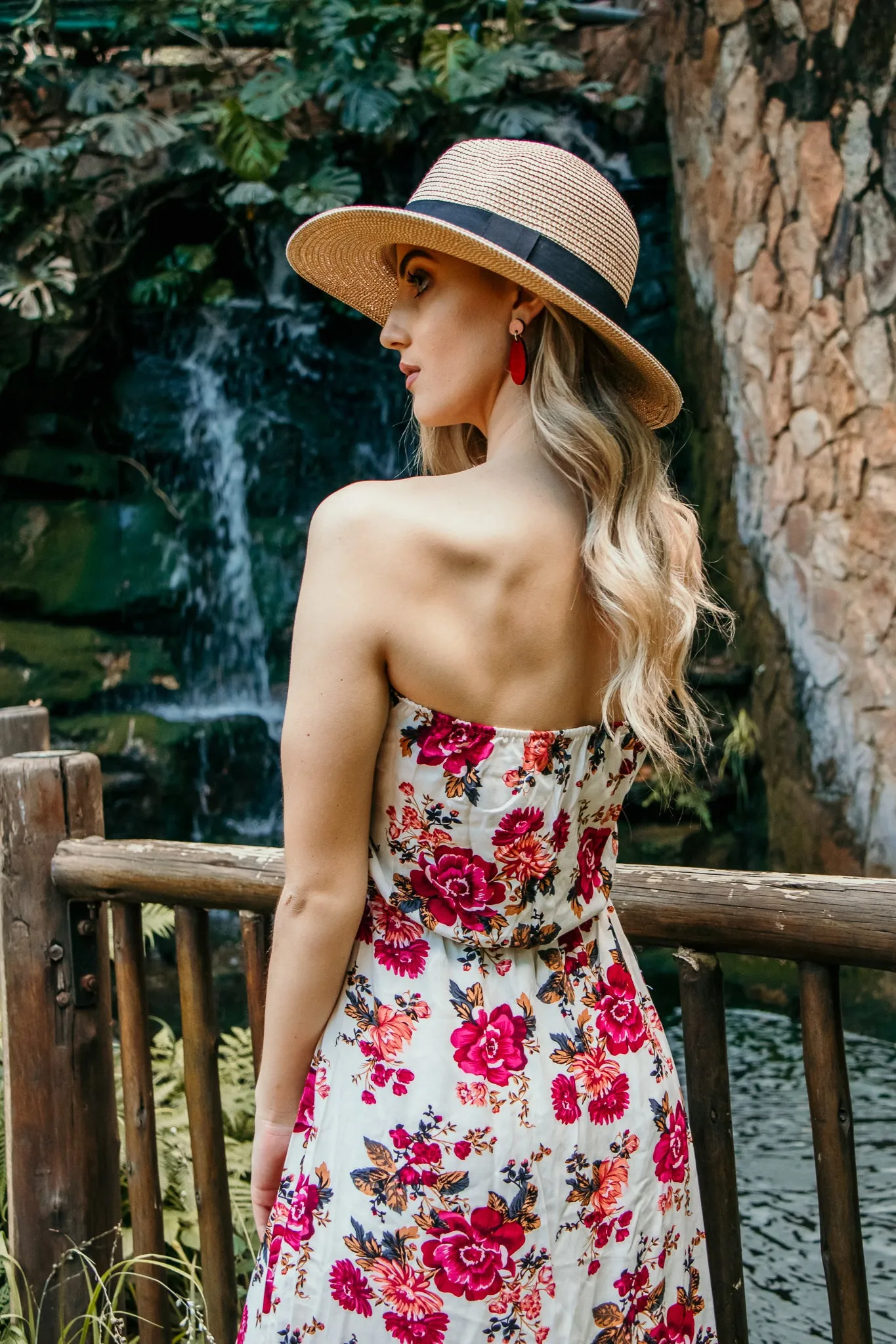Aurelia Wide Brim Fedora Sunhat: Tan & White