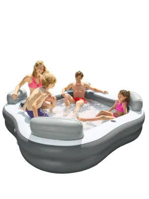Lounge Pool