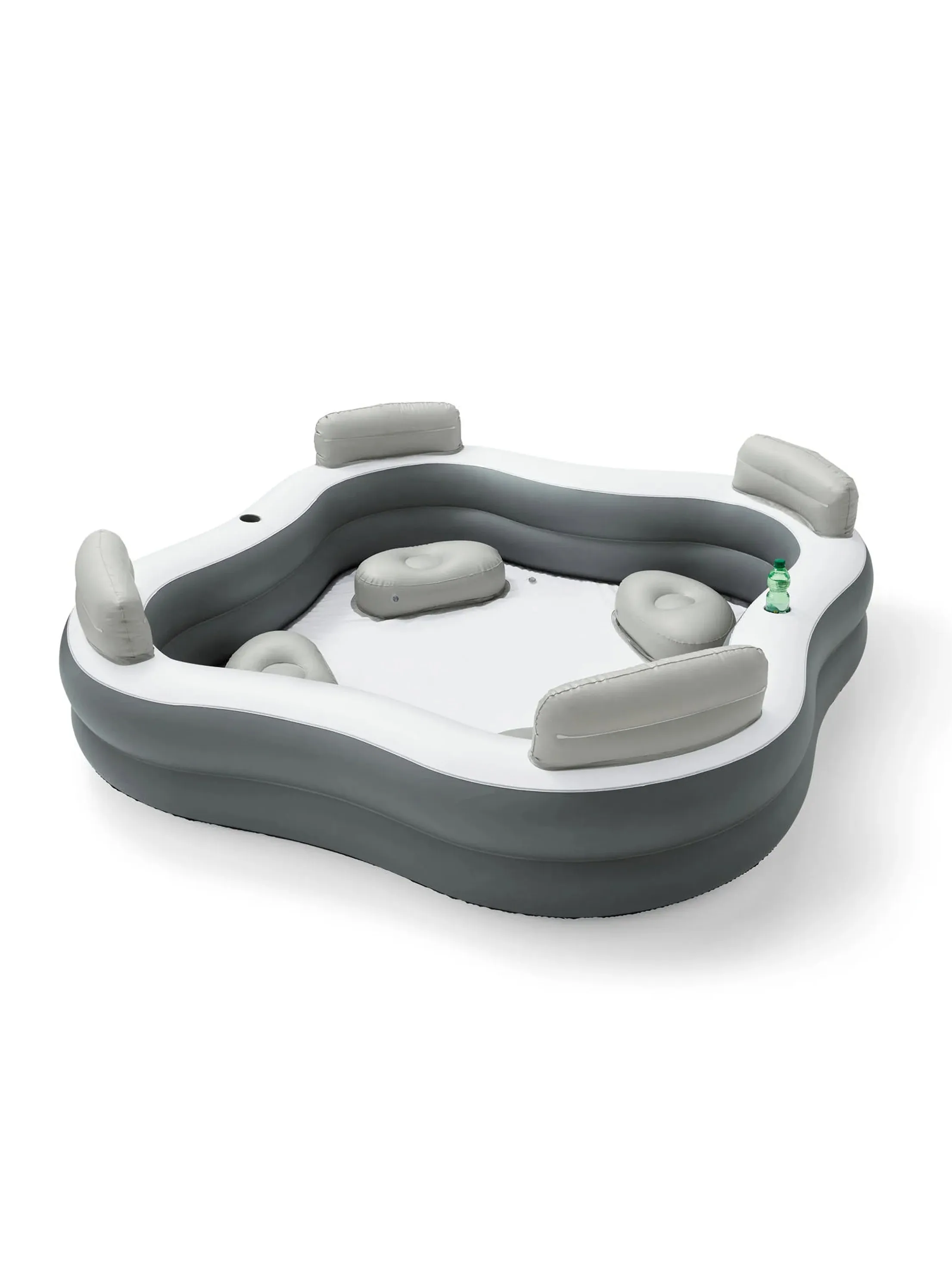 Lounge Pool
